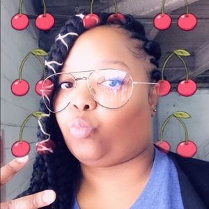 Meet your Posher, Dorinda